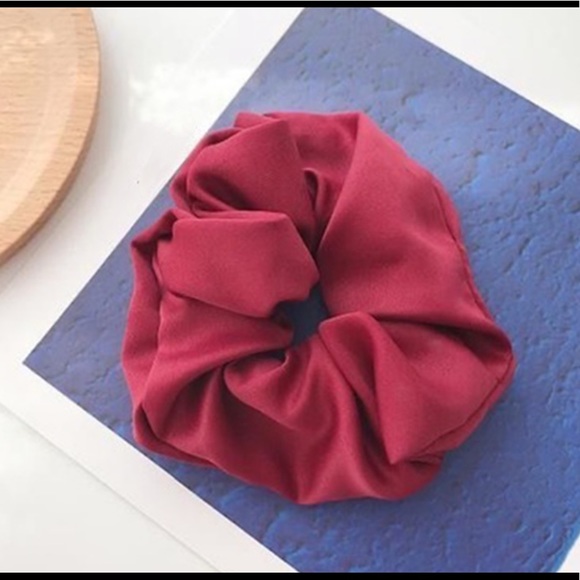 Merlot Scrunchie - Picture 1 of 1